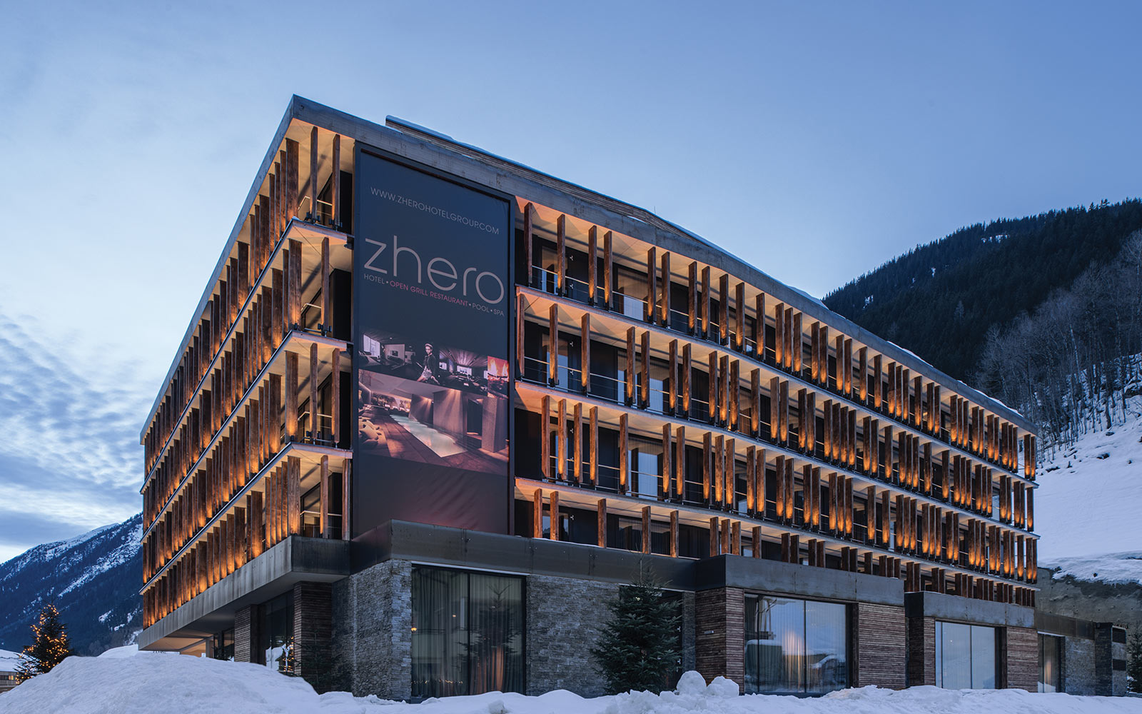 Zhero Hotel