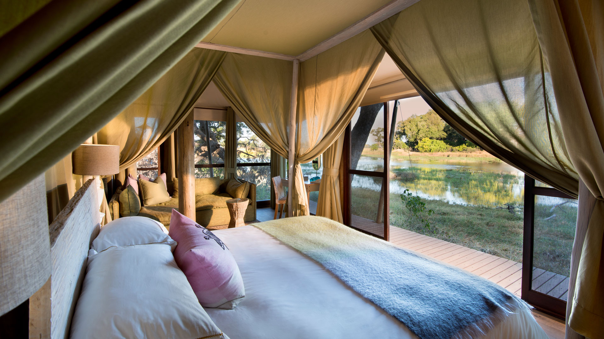 andBeyond Xaranna Okavango Delta Camp