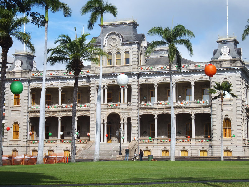 Iolani Place