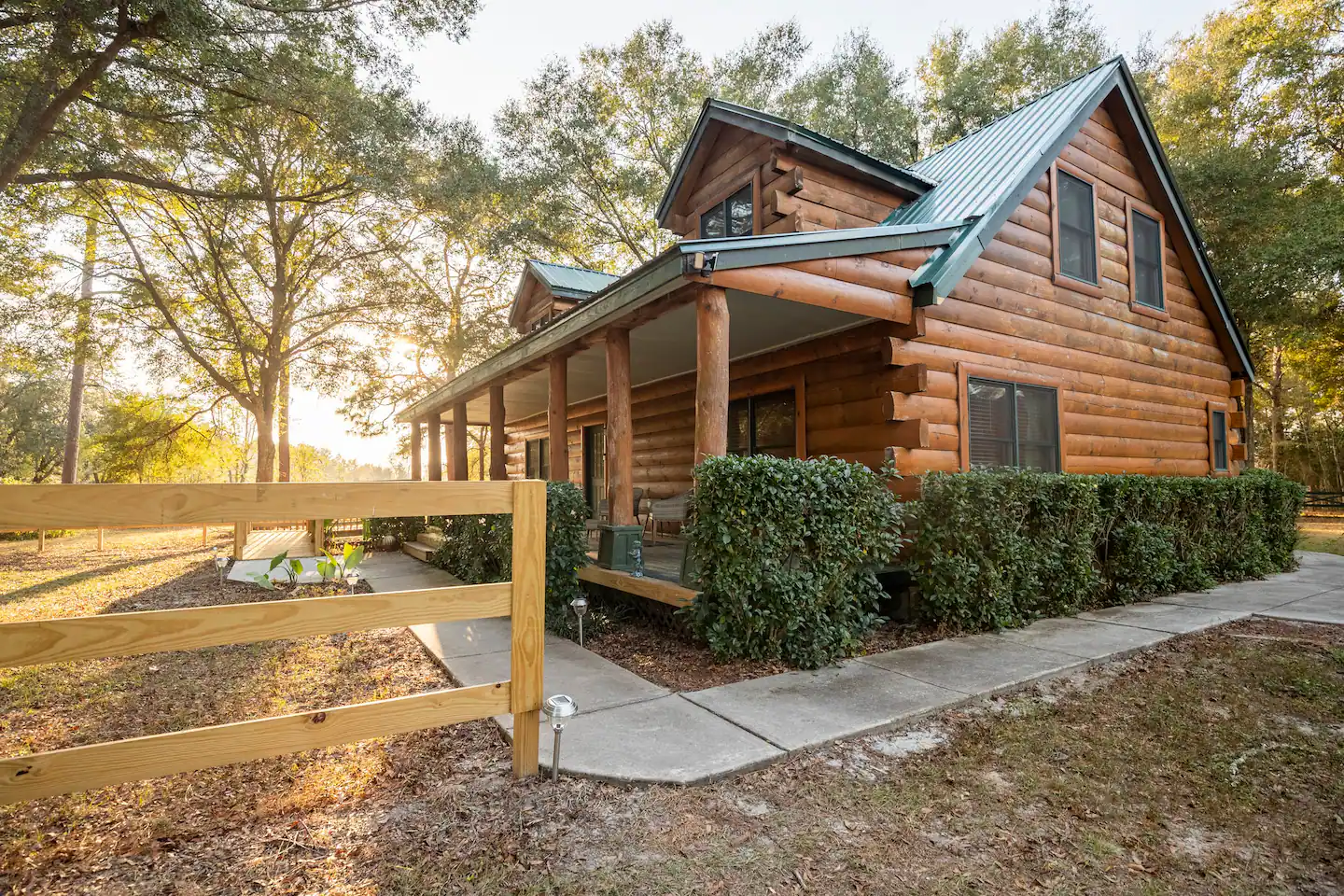 Charming Rural 3 Bedroom Log Cabin