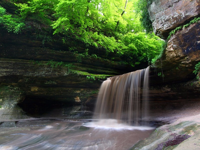 Waterfall at Starved Rock State Park