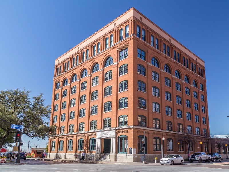 Sixth Floor Museum at Dealey Plaza