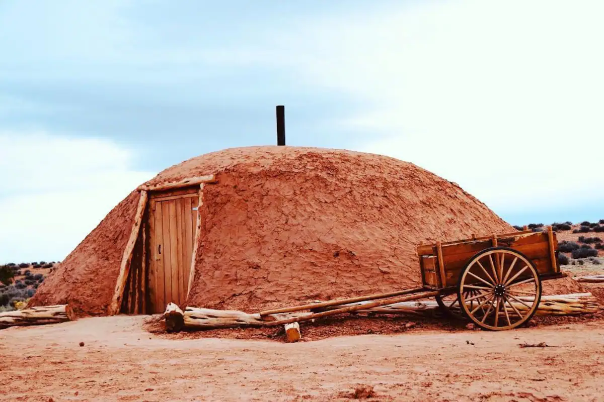 Hogan Glamping on Navajoland