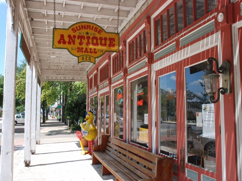 Sunrise Antique Mall in Kerrville