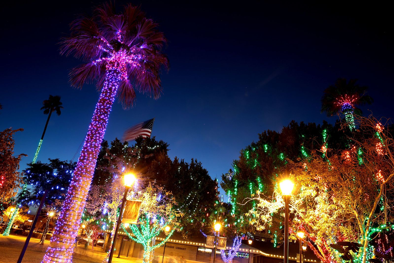 Glendale Glitters