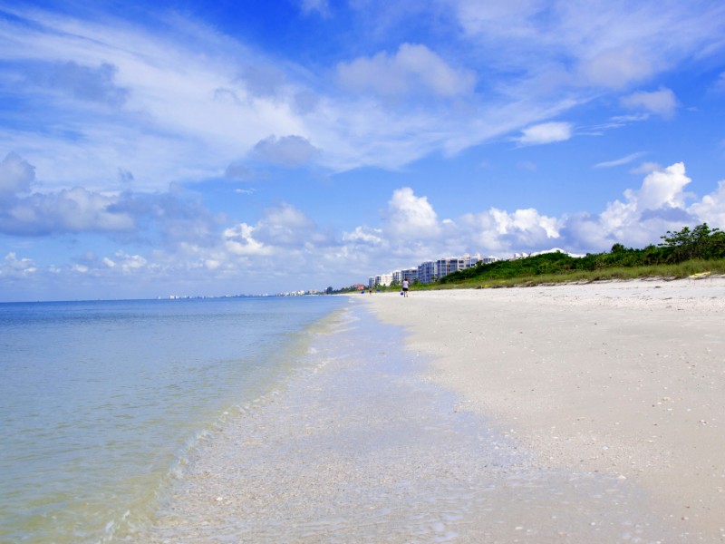 Barefoot Beach, Naples