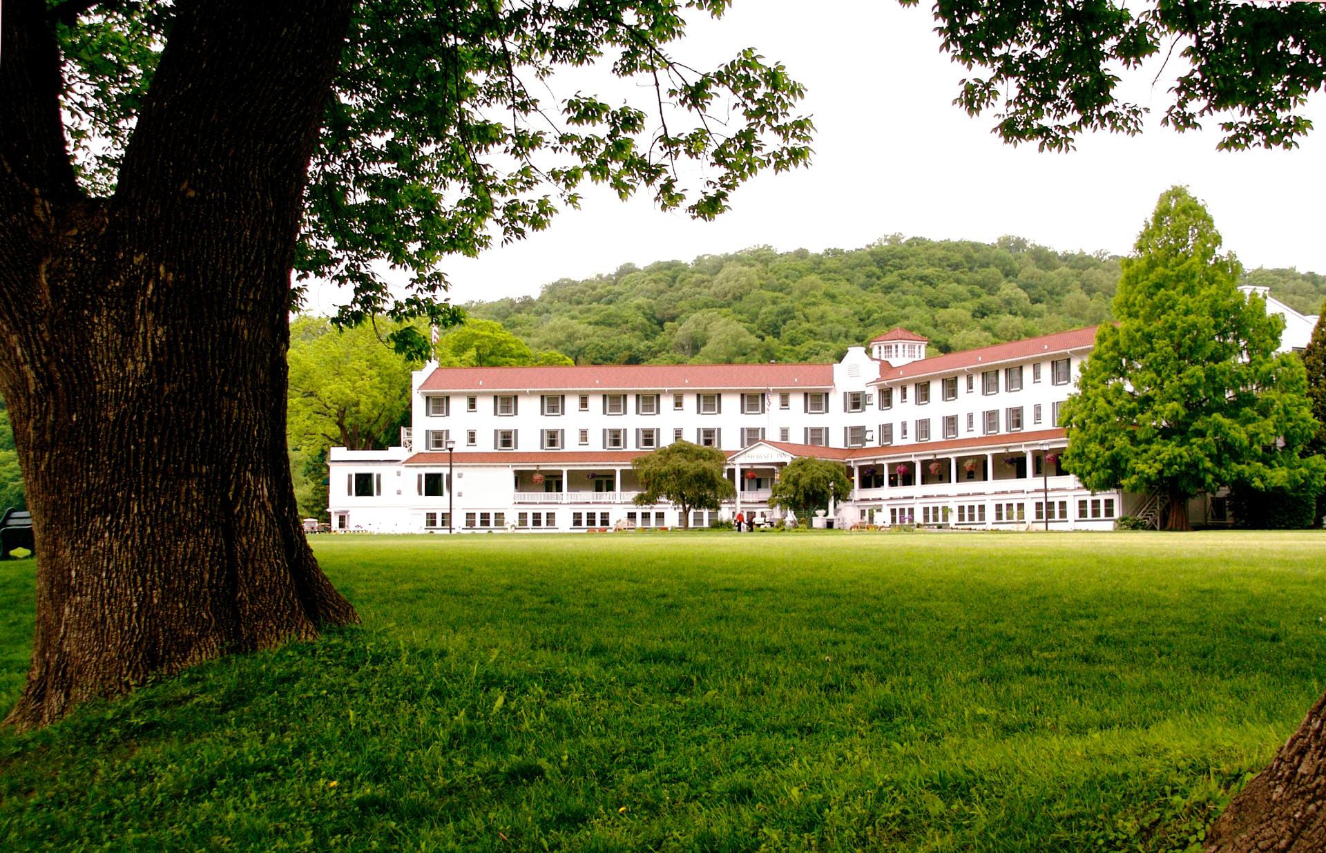 The Shawnee Inn and Golf Resort