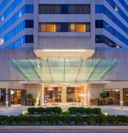 entrance to Hyatt Regency Louisville