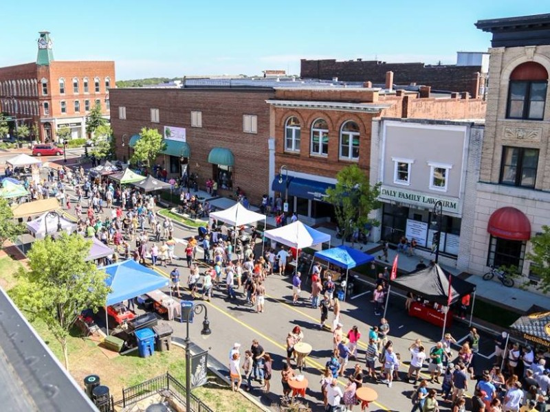 Statesville's historic downtown area is home to restaurants, shops and many special events.