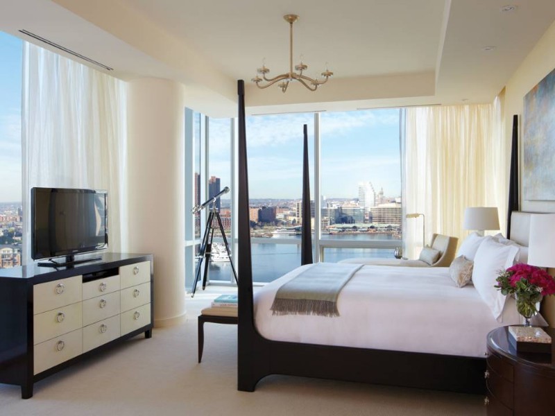 Presidential Bedroom Suite at the Four Seasons Baltimore