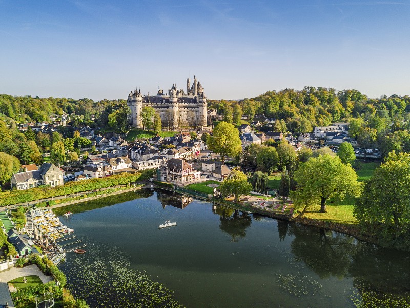 Château de Pierrefonds, Sainte-Geneviève