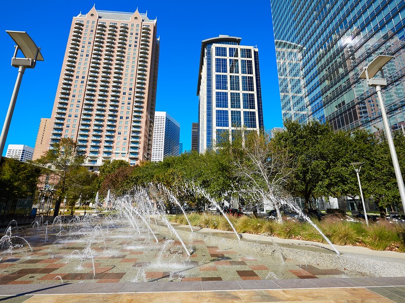 Splash fountains at Houston Discovery green park in Texas