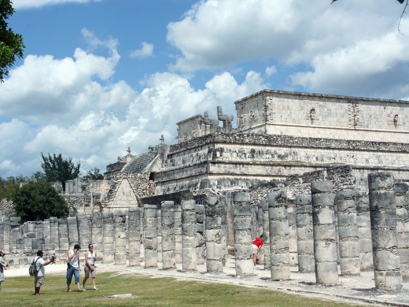 Plaza of a Thousand Columns
