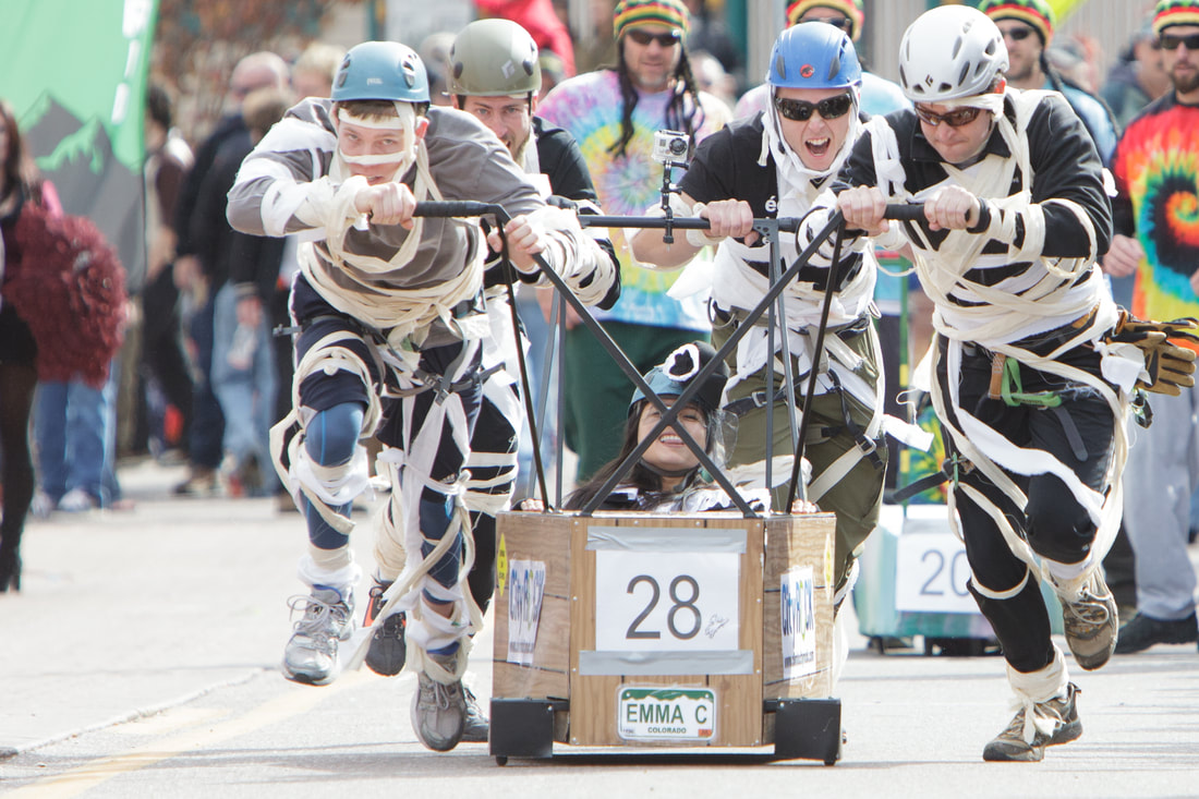 Emma Crawford Coffin Races