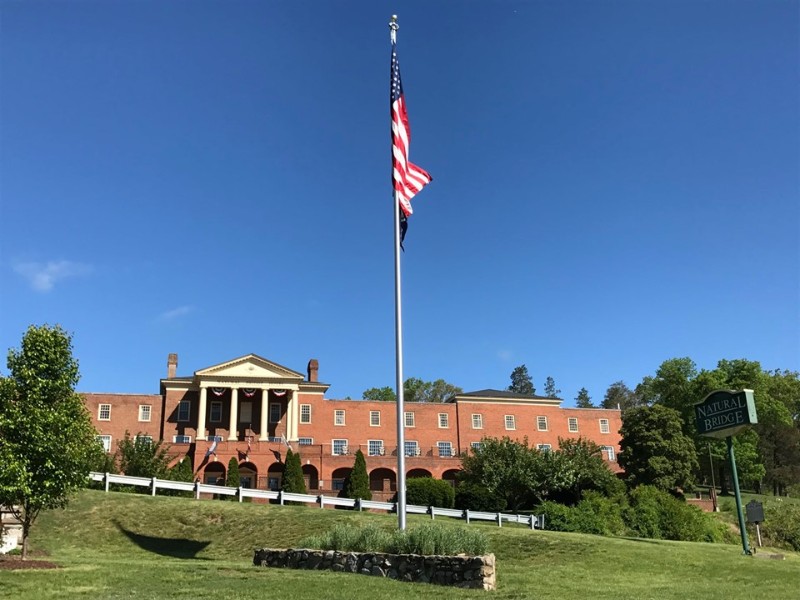 Natural Bridge Historic Hotel