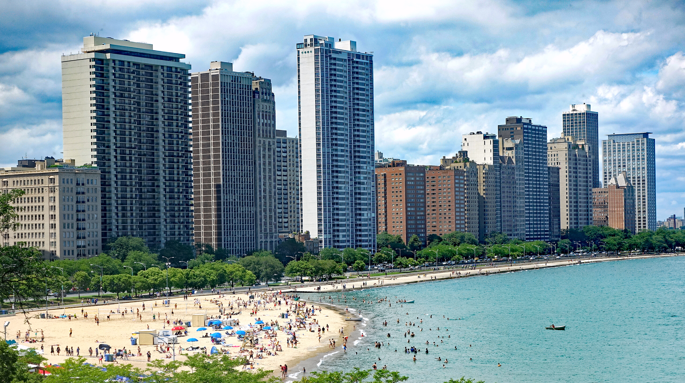 Oak Street Beach in downtown Chicago