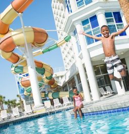 kids playing at crown reef beef resort