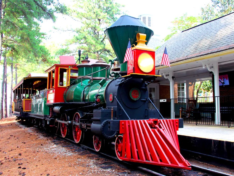 Sixflags Over Georgia Train