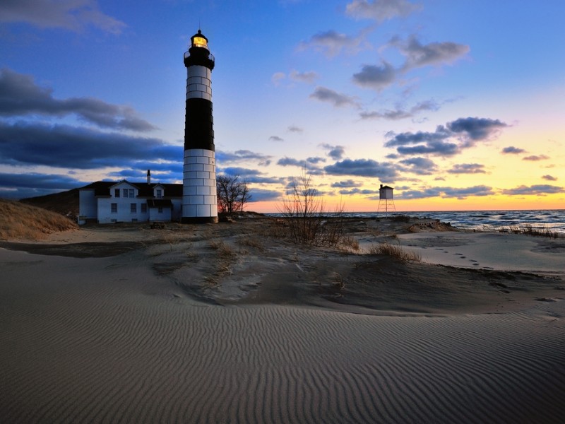 Big Sable Point Lighthouse Sunset, patterns in the sand