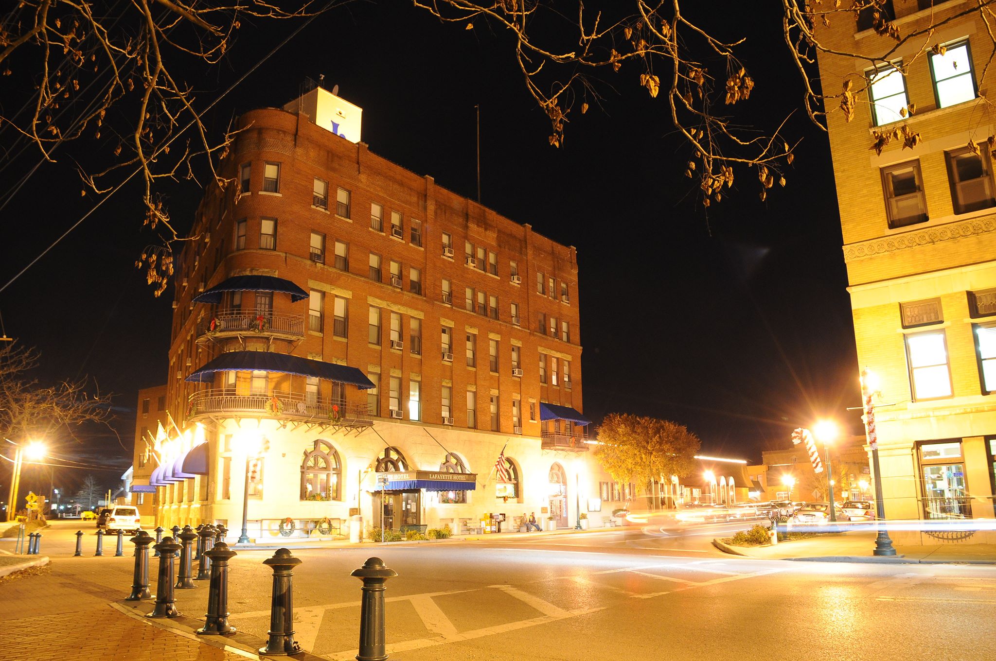 Historic Lafayette Hotel