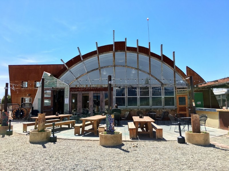 Outside seating at Taos Mesa Brewing