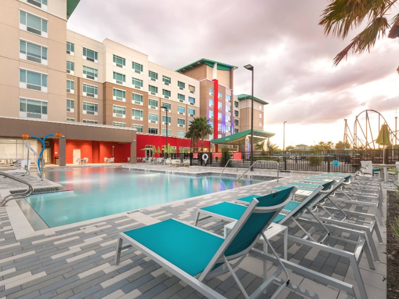 Holiday Inn Express & Suites Orlando at SeaWorld 