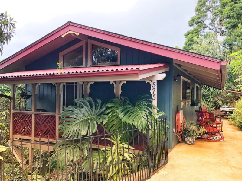 Ocean view cabin on a coffee plantation, Maui