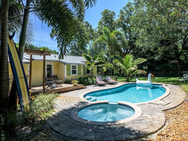 The River House at Sailboat Bend