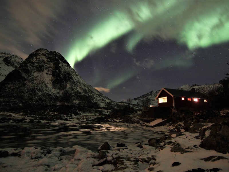 Cabin by the Sea