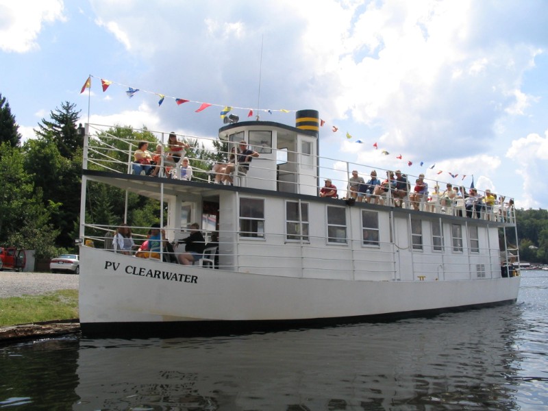 Old Forge Lake Cruises 