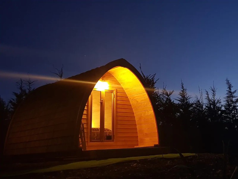 Harakeke Hut 1, glamping in an alpine environment