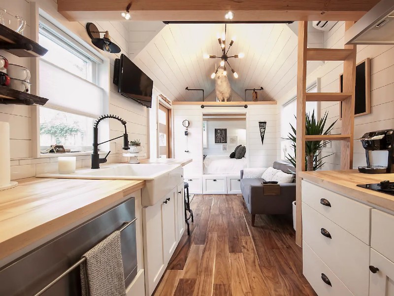 Unique Modern Tiny House 2BR/1BA