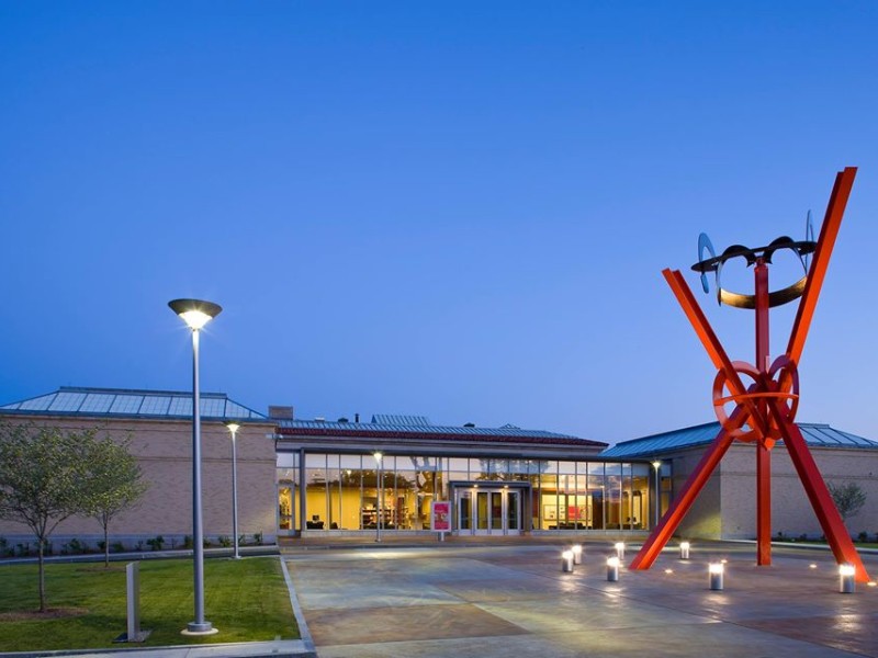 Exterior of Currier Museum of Art