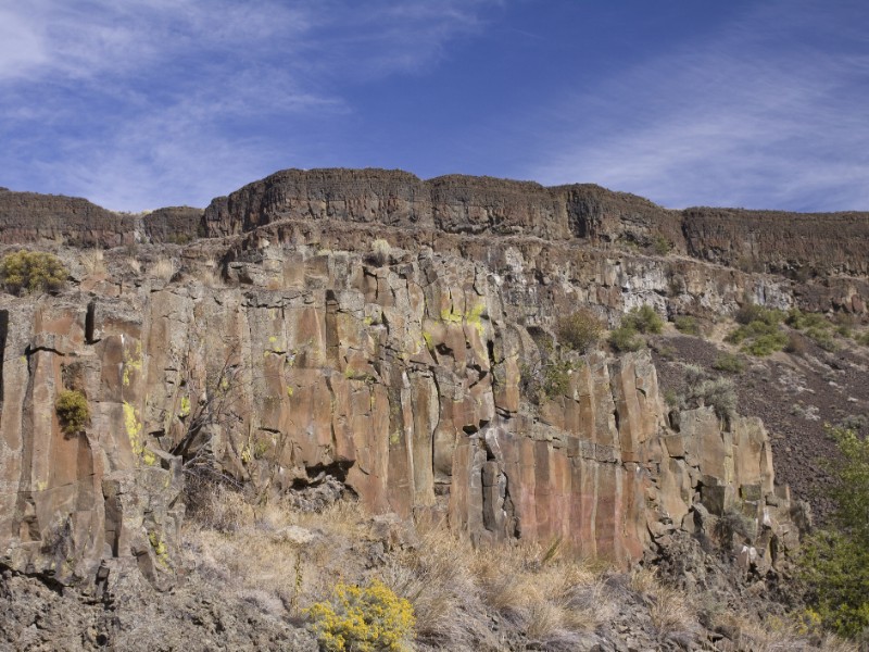 Basalt cliffs, Sun Lakes Dry Falls State Park