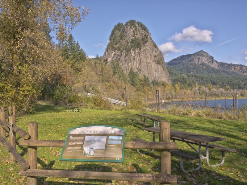 View at Beacon Rock State Park