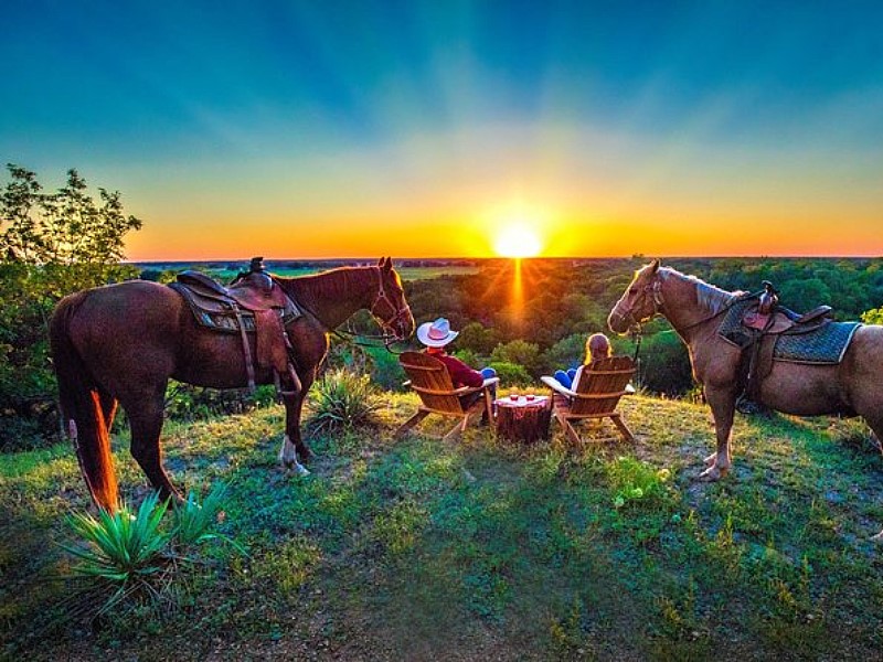 Horseback Riding on Scenic Texas Ranch near Waco