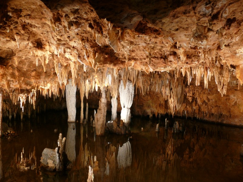 Meramec Caverns