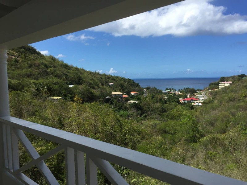 Spacious 2 Bedroom Apartment with Sea Views, Dominica Airbnb