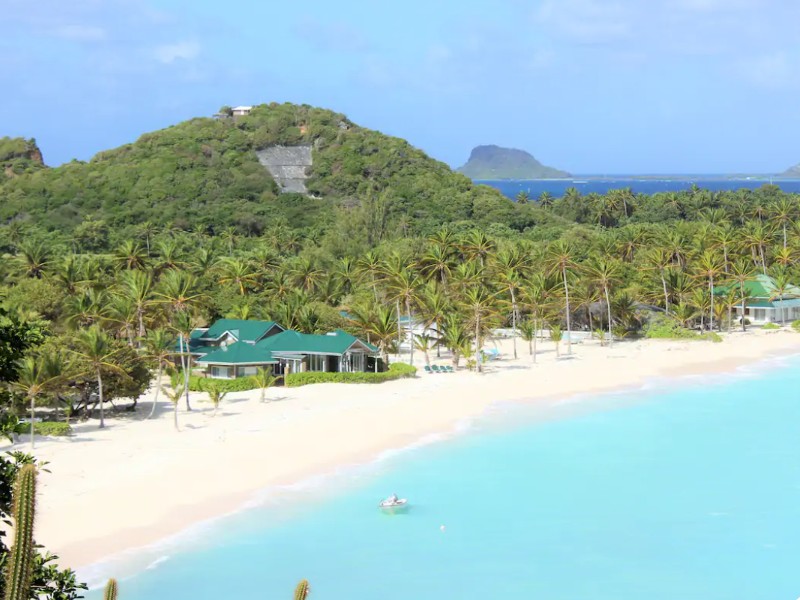 Memory House, Palm Island, Airbnb