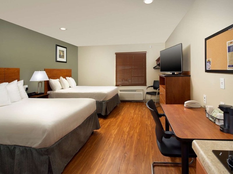 WoodSpring Suites Wichita Airport