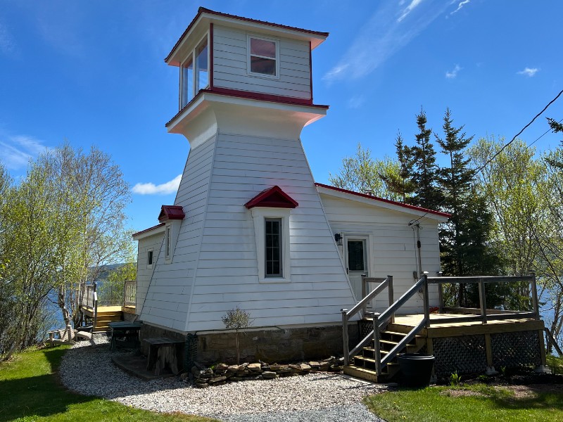 Lighthouse on the Bay on Cabot Trail