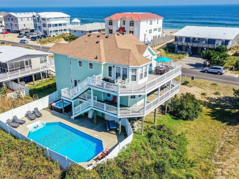 7 Bedroom Beach House, Virginia Beach, Virginia