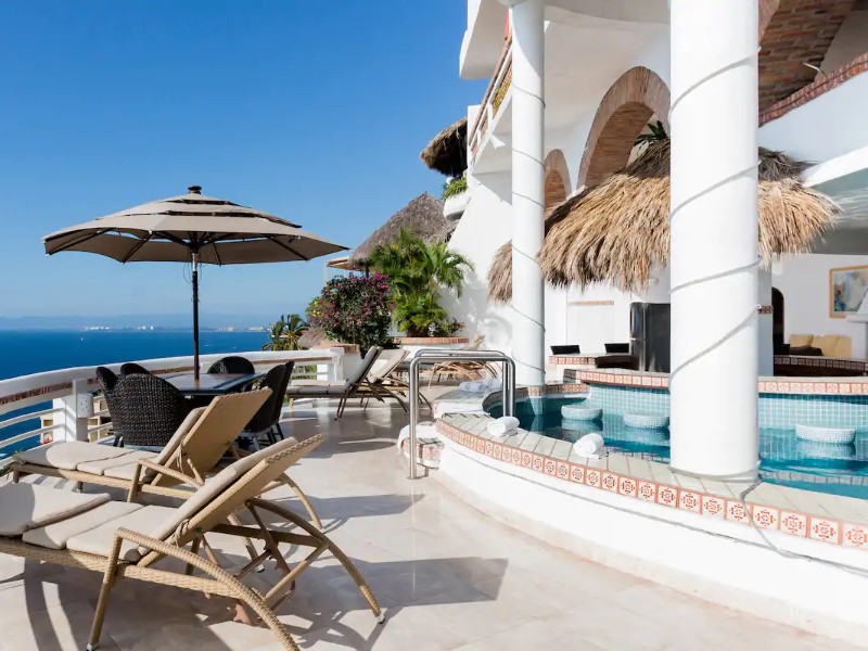 Villa with Panoramic Views of Banderas Bay