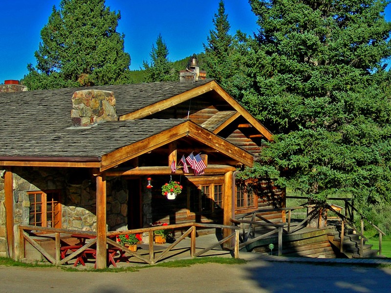 Paradise Guest Ranch