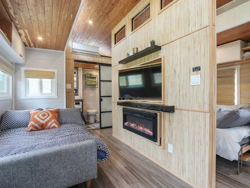 SerendipTiny House of Zen, Featured on Netflix in Magnolia