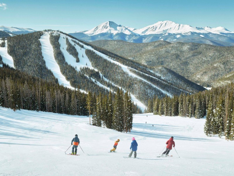 Skiers at Keystone