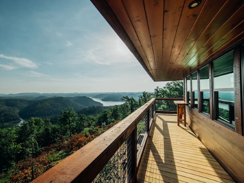 An amazing fire tower with 360 Degree Panoramic Views Of Kiamichi Mtns & Lake