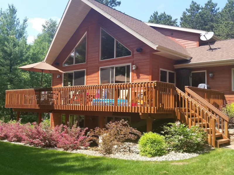 Stay here and be close to Castle Rock Lake and Wisconsin Dells