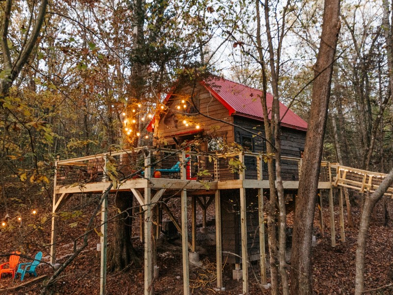 Tranquil Treehouse on Table Rock Lake