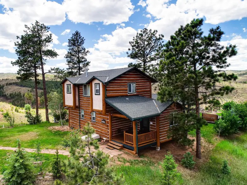 Pikes Peak Resort Wilderness Cabin